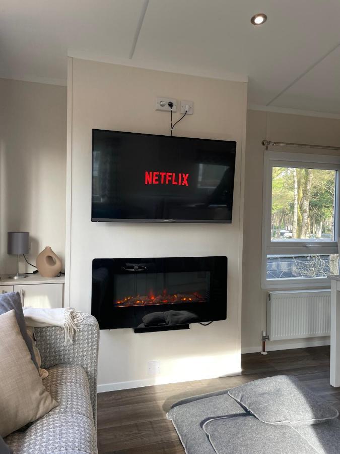 Luxe Chalet Hoenderloo Airco, Netflix - Recreation Only Zewnętrze zdjęcie